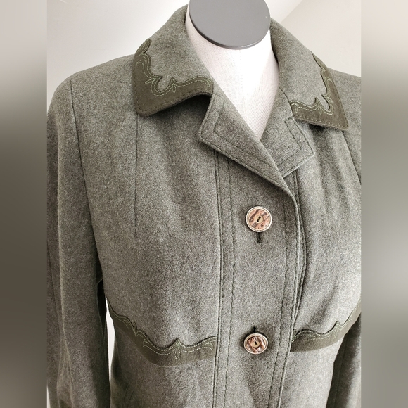 Bavarian Loden Forest Fairy Moss Green Wool Trench Coat - Picture 2 of 12